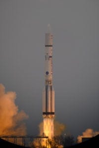 Il vettore Proton-M in partenza con a bordo il satellite TGO