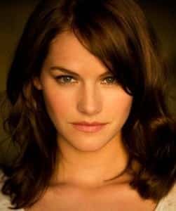 Kelly Overton, interpreterà Vanessa Helsing.