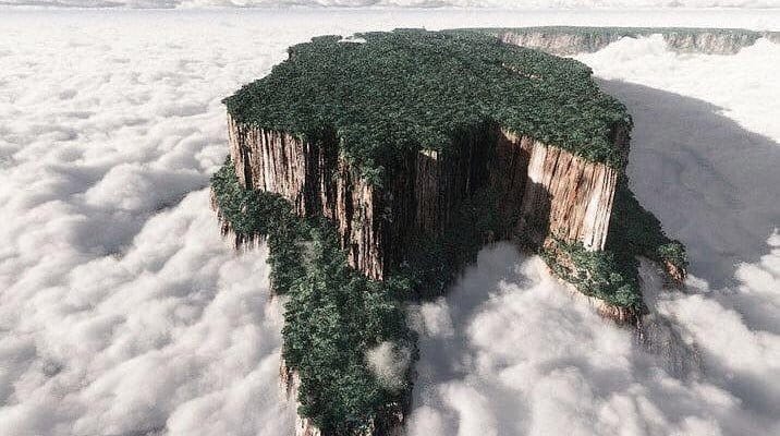 la sommità del monte Roraima