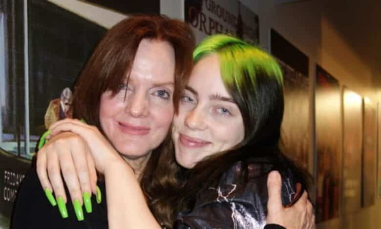 billie eilish madre