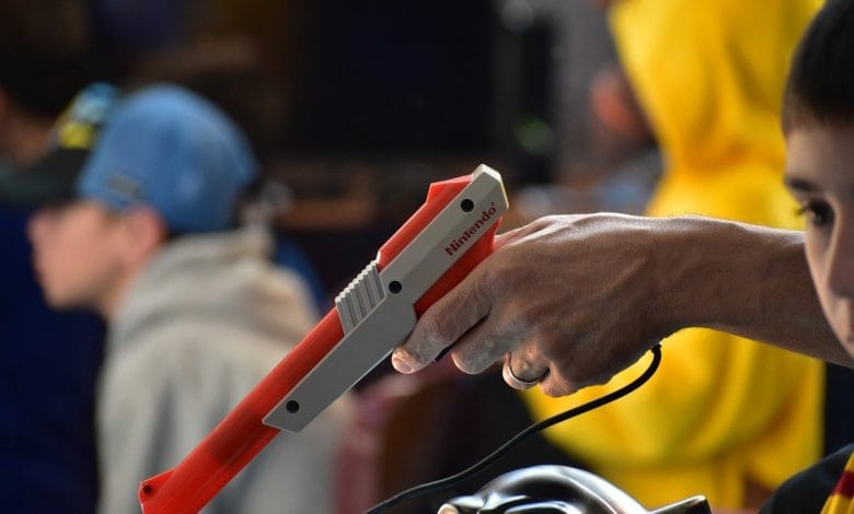 nes zapper ovvero la pistola che si collegava alla console nintento enterteinment system, oggi simbolo del retrogaming